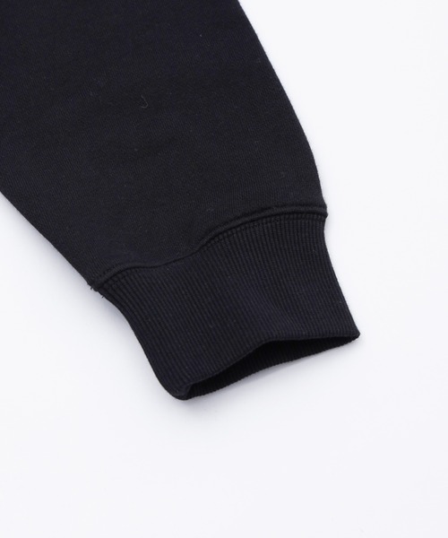 MILKFED.（ミルクフェド）の「THREE-TIERED LOGO CLEAR PRINT SHORT CREW SWEAT（スウェット・レディース・ライトブルー/ブラック/オフホワイト・S/M）」の11枚目の写真