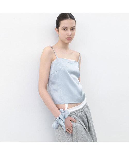 ATELIER NAIN(アトリエナイン)の「AN SATIN SET-UP SLEEVELESS TOP S (BL-4422)(シャツ/ブラウス・レディース・グレー/ブルー・MEDIUM/SMALL)」の1枚目の写真