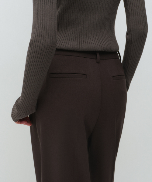 MUSINSA STANDARD WOMAN（ムシンサスタンダードウーマン）の「ウィメンズ ローウエスト ディープタック エクストラワイド ヒドゥンバンディング スラックス [ダークブラウン]（スラックス・レディース・その他・27/26/25/24/29/28/30）」の7枚目の写真