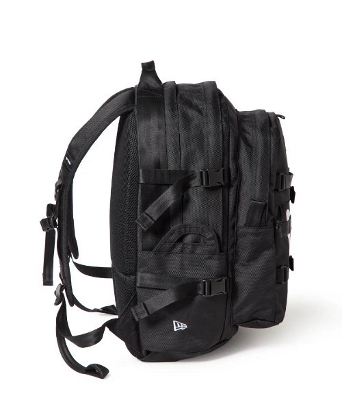 NEW ERA（ニューエラ）の「【NEW ERA】キャリアパック 35L 1680D NEW NE LOGO / ブラック [15121559]（バックパック/リュック・レディース・ブラック・フリー）」の5枚目の写真