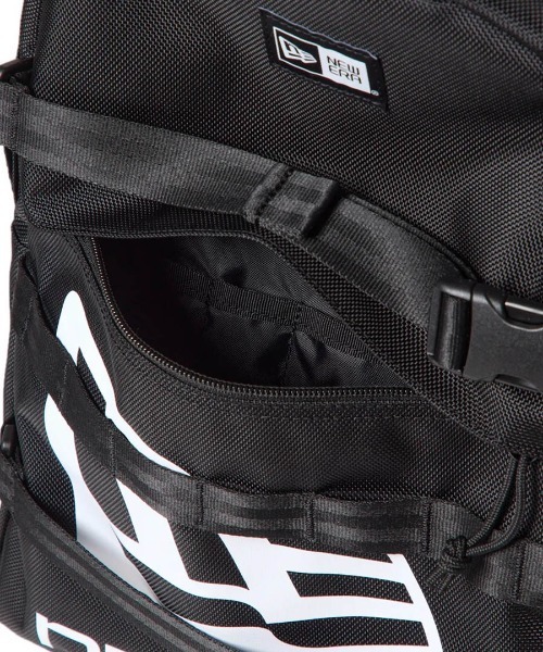 NEW ERA（ニューエラ）の「【NEW ERA】キャリアパック 35L 1680D NEW NE LOGO / ブラック [15121559]（バックパック/リュック・レディース・ブラック・フリー）」の10枚目の写真