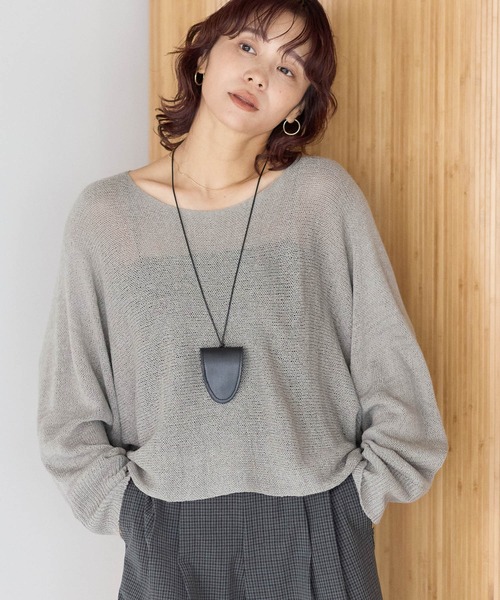 gossara(ゴサラ)の「【gossara 大人の抜け感】ボートネッククロップドニット(ニット/セーター・レディース・モカ/ブラック/カーキ/ブラウン・FREE)」の4枚目の写真