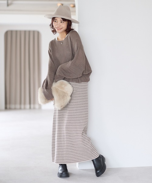 gossara(ゴサラ)の「【gossara 大人の抜け感】ボートネッククロップドニット(ニット/セーター・レディース・モカ/ブラック/カーキ/ブラウン・FREE)」の22枚目の写真