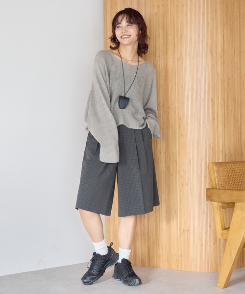 gossara(ゴサラ)の「【gossara 大人の抜け感】ボートネッククロップドニット(ニット/セーター・レディース・モカ/ブラック/カーキ/ブラウン・FREE)」の8枚目の写真