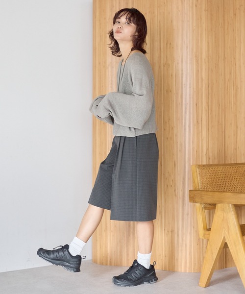 gossara(ゴサラ)の「【gossara 大人の抜け感】ボートネッククロップドニット(ニット/セーター・レディース・モカ/ブラック/カーキ/ブラウン・FREE)」の9枚目の写真