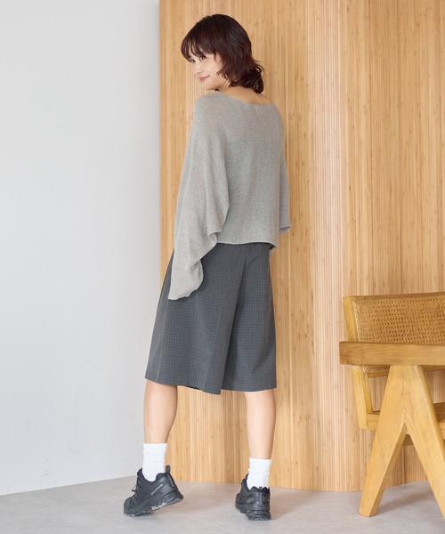 gossara(ゴサラ)の「【gossara 大人の抜け感】ボートネッククロップドニット(ニット/セーター・レディース・モカ/ブラック/カーキ/ブラウン・FREE)」の10枚目の写真