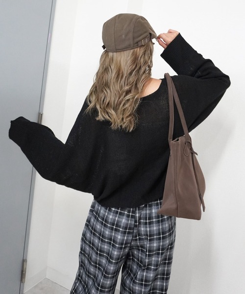 gossara(ゴサラ)の「【gossara 大人の抜け感】ボートネッククロップドニット(ニット/セーター・レディース・モカ/ブラック/カーキ/ブラウン・FREE)」の14枚目の写真