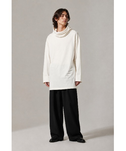 Sakka(サッカ)の「オフタートルネックロングカットソーMADE IN JAPAN(Tシャツ/カットソー・メンズ・オフホワイト/ブラック・FREE)」の6枚目の写真