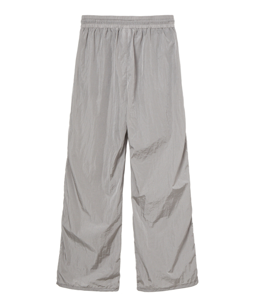 DEINET（ダイニット）の「DRAWSTRING NYLON PANTS IN GREY（スウェットパンツ・レディース・その他・SMALL/MEDIUM）」の2枚目の写真