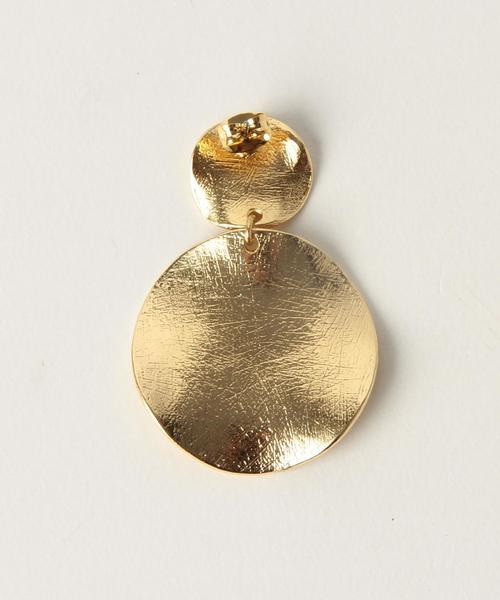 green label relaxing(グリーンレーベルリラクシング)の「KC Wサークルスウィング/ピアス(ピアス(両耳用)・レディース・ゴールド・FREE)」の2枚目の写真