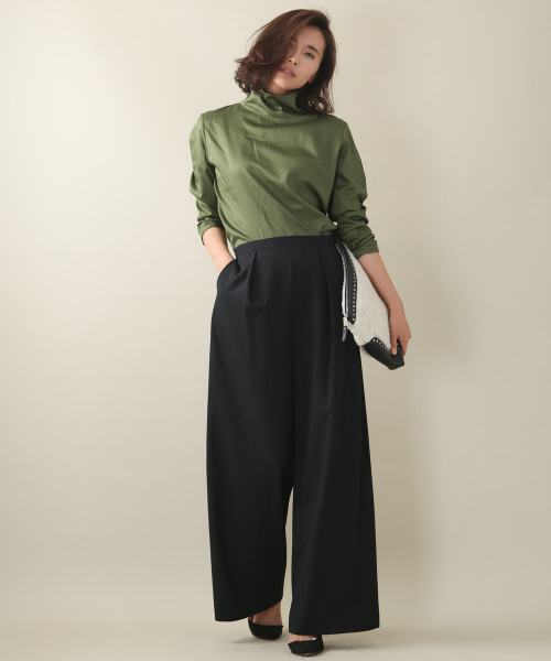 Abahouse Devinette（ドゥヴィネット）の「スイスコットンサテンブラウス（シャツ/ブラウス・レディース・カーキ/サックスブルー/ホワイト・2）」の18枚目の写真