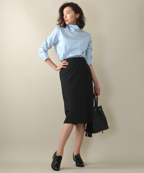 Abahouse Devinette（ドゥヴィネット）の「スイスコットンサテンブラウス（シャツ/ブラウス・レディース・カーキ/サックスブルー/ホワイト・2）」の21枚目の写真