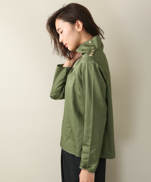 Abahouse Devinette（ドゥヴィネット）の「スイスコットンサテンブラウス（シャツ/ブラウス・レディース・カーキ/サックスブルー/ホワイト・2）」の5枚目の写真