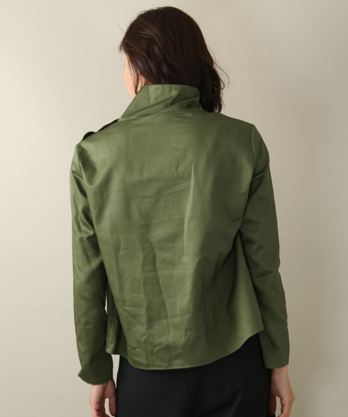 Abahouse Devinette（ドゥヴィネット）の「スイスコットンサテンブラウス（シャツ/ブラウス・レディース・カーキ/サックスブルー/ホワイト・2）」の6枚目の写真