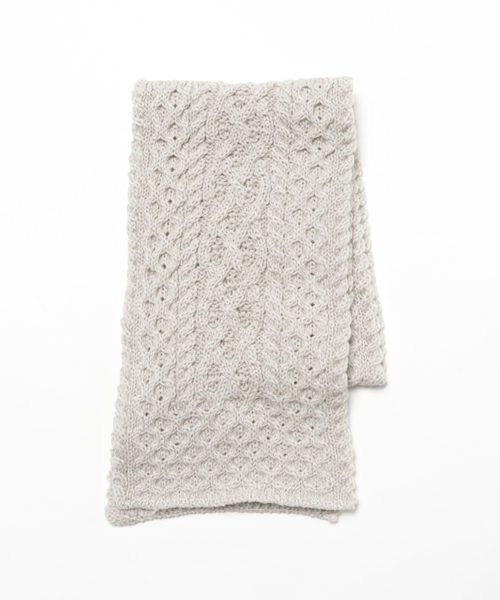 Denime(ドゥニーム)の「マフラー(マフラー・メンズ・スミクロ/ライトグレー/オフホワイト・FREE)」の3枚目の写真