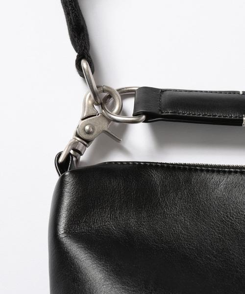 BEAUTY&YOUTH UNITED ARROWS（ビューティーアンドユースユナイテッドアローズ）の「【WEB限定】 by スムース エディターズバッグ（ショルダーバッグ・メンズ・ダークブラウン/ブラック・FREE）」の20枚目の写真