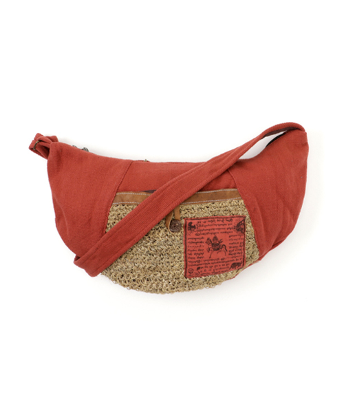 チャイハネ（チャイハネ）の「【チャイハネ】タルチョクレセントショルダーバッグ（ショルダーバッグ・メンズ・イエロー/ホワイト/レッド/グリーン/ブルー・FREE）」の16枚目の写真