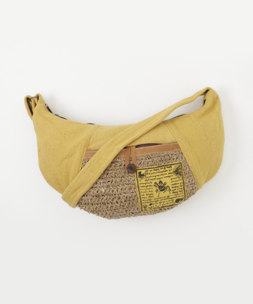 チャイハネ（チャイハネ）の「【チャイハネ】タルチョクレセントショルダーバッグ（ショルダーバッグ・メンズ・イエロー/ホワイト/レッド/グリーン/ブルー・FREE）」の6枚目の写真