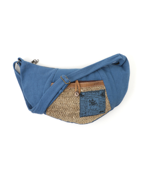 チャイハネ（チャイハネ）の「【チャイハネ】タルチョクレセントショルダーバッグ（ショルダーバッグ・メンズ・イエロー/ホワイト/レッド/グリーン/ブルー・FREE）」の13枚目の写真