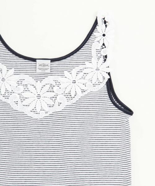 Tiara（ティアラ）の「Ott-Tricotフラワーレースタンクトップ（Tシャツ/カットソー・レディース・ブラック/ネイビー/ピンク/ラベンダー/グレー系その他/ホワイト×ネイビー/アクア/ホワイト/ホワイト×ブルー・FREE）」の20枚目の写真