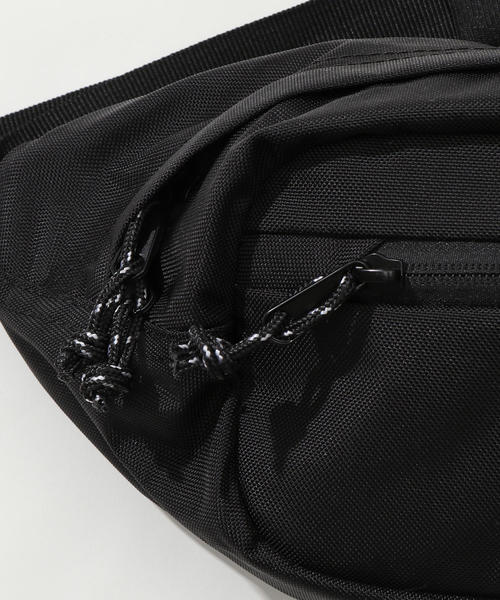 Gramicci（グラミチ）の「Gramicci(グラミチ)別注ナイロンボディバッグ（ボディバッグ/ウエストポーチ・メンズ・パープル/ブラック・FREE）」の5枚目の写真