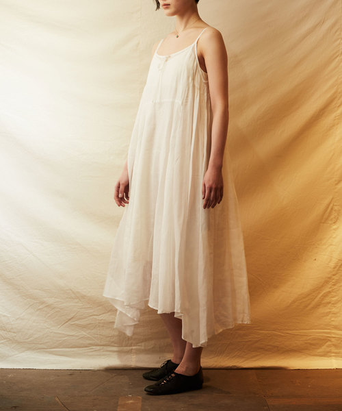 早いもの勝ち☆美品☆スズキタカユキ　ノースリーブワンピース　訳あり suzuki takayuki（スズキタカユキ）の「camisole dress