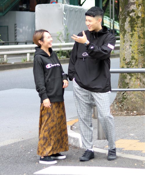 Champion(チャンピオン)の「【Champion / チャンピオン】pullover hooded sweat(パーカー・レディース・ホワイト/チャコールグレー/ブラック/レッド/イエロー・FREE)」の16枚目の写真