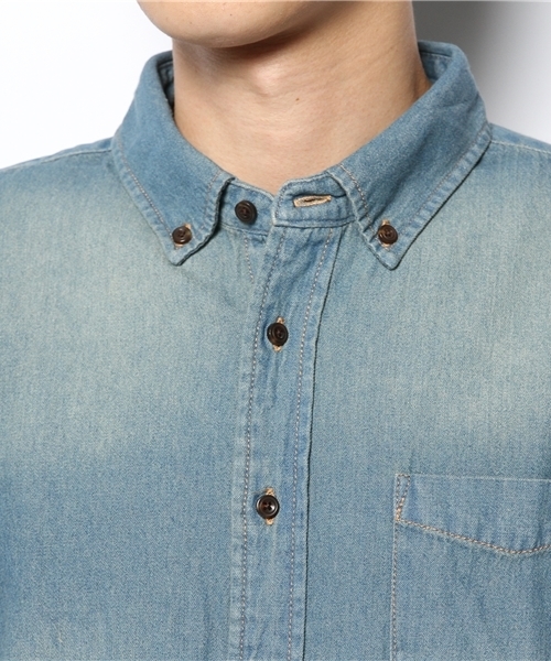 WEGO（ウィゴー）の「WEGO/デニムボタンダウンシャツ（シャツ/ブラウス・メンズ・ホワイト/インディゴブルー/ダークインディゴブルー・MEDIUM/LARGE）」の6枚目の写真
