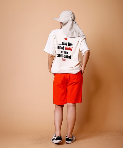 SUB POP（サブポップ）の「S/S PRINT TEE"INDIE SELL OUT" /ショートスリーブ プリント T ”インディー セルアウト”（Tシャツ/カットソー・メンズ・ブラック/ナチュラル・SMALL/MEDIUM/LARGE/X-LARGE）」の5枚目の写真