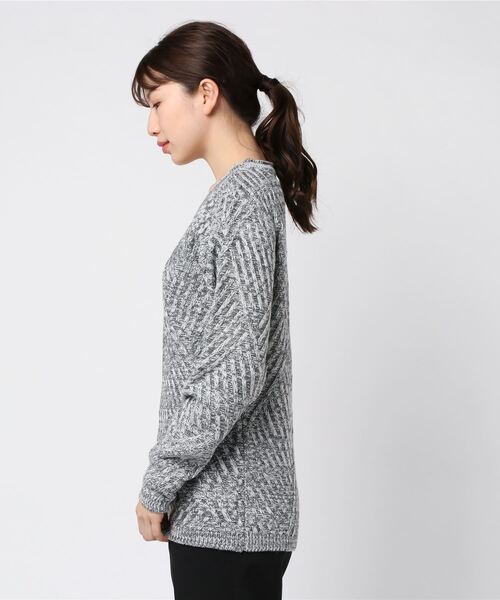 INNOCENT(イノセント)の「『Bling Leads』ダイヤ柄ニット(ニット/セーター・レディース・杢グレー/ベージュ/ブラック系その他/パープル/ホワイト/ブラック/カーキ/レッド・MEDIUM/LARGE)」の9枚目の写真