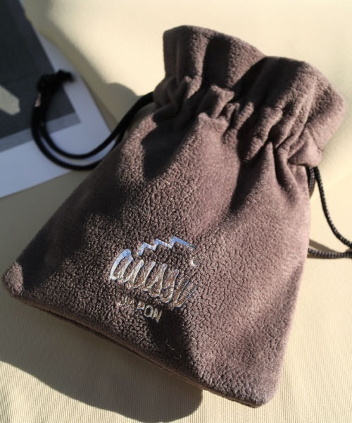 tone（トーン）の「【aussi/オッスィー】Hand made brass slender beat バングル(ニッケルフリー)（バングル/リストバンド・レディース・シルバー/ゴールド・FREE）」の7枚目の写真