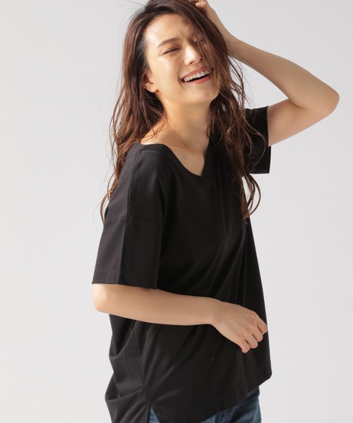 BAYFLOW（ベイフロー）の「シルケットVネックTシャツ（Tシャツ/カットソー・レディース・ホワイト/ライトブルー/ブラック/ベージュ/オレンジ/レッド/ブルー・SMALL/MEDIUM）」の3枚目の写真