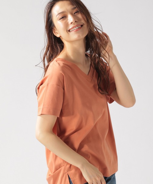 BAYFLOW（ベイフロー）の「シルケットVネックTシャツ（Tシャツ/カットソー・レディース・ホワイト/ライトブルー/ブラック/ベージュ/オレンジ/レッド/ブルー・SMALL/MEDIUM）」の14枚目の写真