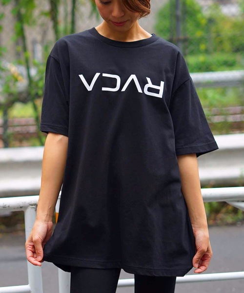 RVCA(ルーカ)の「RVCA メンズ EC FLIP RVCA TEE Tシャツ/ルーカ 半袖 ロゴ(Tシャツ/カットソー・メンズ・ホワイト/ブラック・SMALL/MEDIUM/LARGE/X-LARGE)」の1枚目の写真