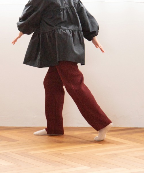 LOWRYS FARM（ローリーズファーム）の「ｓｅｌｆｃｕｔリブパンツ　891315（その他パンツ・キッズ・ブラック/グリーン/アイボリー/ワインレッド・MEDIUM/LARGE/X-LARGE）」の4枚目の写真