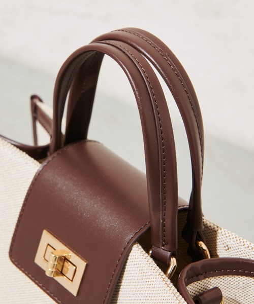 mystic(ミスティック)の「WEB限定 loti キャンバスコンビミニスクエアバッグ(ショルダーバッグ・レディース・ブラック/ブラウン・FREE)」の3枚目の写真