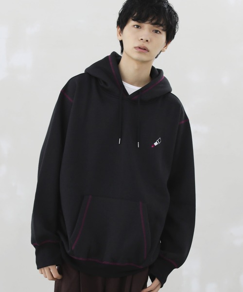 LILL(リル)の「ルージュ刺繍スティッチデザインビッグシルエットプルパーカー(パーカー・メンズ・ホワイト/ブラック/ブラック系その他・S/M/L)」の7枚目の写真