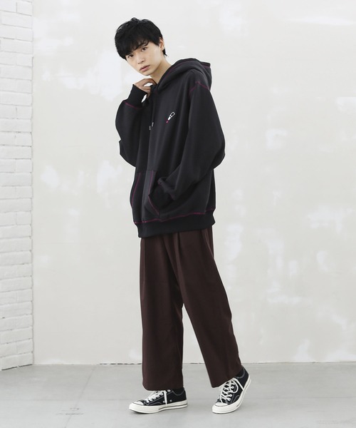 LILL(リル)の「ルージュ刺繍スティッチデザインビッグシルエットプルパーカー(パーカー・メンズ・ホワイト/ブラック/ブラック系その他・S/M/L)」の8枚目の写真