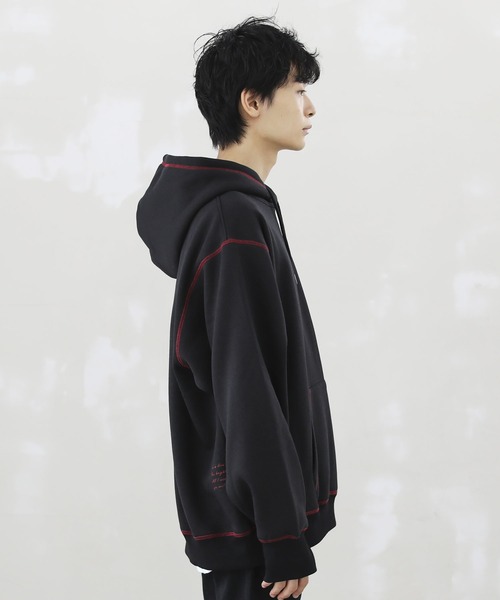 LILL(リル)の「ルージュ刺繍スティッチデザインビッグシルエットプルパーカー(パーカー・メンズ・ホワイト/ブラック/ブラック系その他・S/M/L)」の13枚目の写真