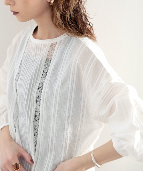 classicalelf（クラシカルエルフ）の「クラシカルで美しい。シアー素材感たっぷりな刺繍コットンレースの2Wayブラウス（シャツ/ブラウス・レディース・ブラック/ホワイト/グリーン・LARGE/X-LARGE/MEDIUM）」の4枚目の写真