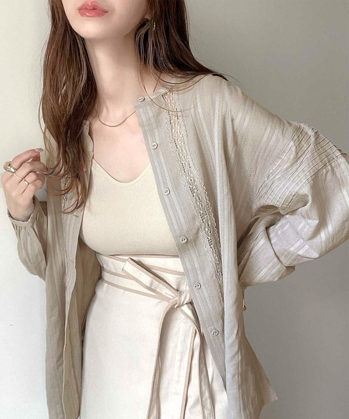 classicalelf（クラシカルエルフ）の「クラシカルで美しい。シアー素材感たっぷりな刺繍コットンレースの2Wayブラウス（シャツ/ブラウス・レディース・ブラック/ホワイト/グリーン・LARGE/X-LARGE/MEDIUM）」の21枚目の写真