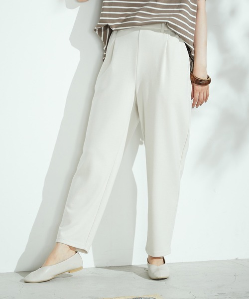 ONIGIRI（オニギリ）の「【一部店舗限定】 テーパードシルエット タックジャージーパンツ（その他パンツ・レディース・アイボリー/イエロー×グリーン・MEDIUM/LARGE）」の2枚目の写真