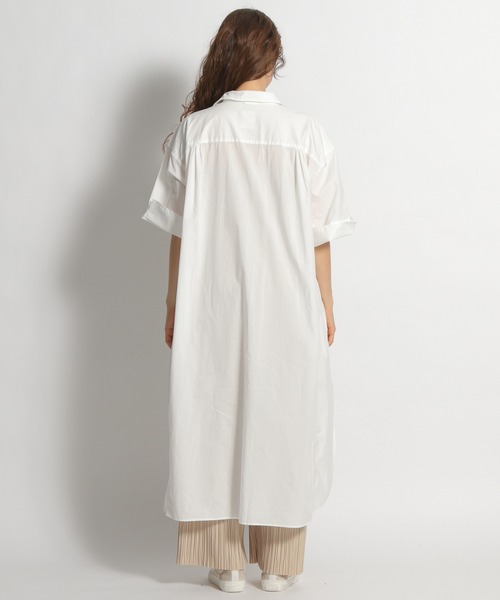 niko and...（ニコアンド）の「マーセワイヤー入りビッグショートシャツワンピース（シャツワンピース・レディース・オフホワイト/カーキ/チャコール・MEDIUM/LARGE）」の8枚目の写真