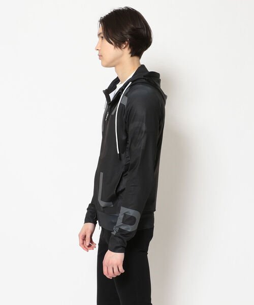 1piu1uguale3 RELAX（ウノピュウノウグァーレトレリラックス）の「1PIU1UGUALE3 RELAX/ウノピゥウノウグァーレトレ リラックス/ランダムロゴラッシュガードパーカー/USO-21012（パーカー・メンズ・ホワイト/ブラック・SMALL/MEDIUM/X-LARGE/LARGE）」の4枚目の写真