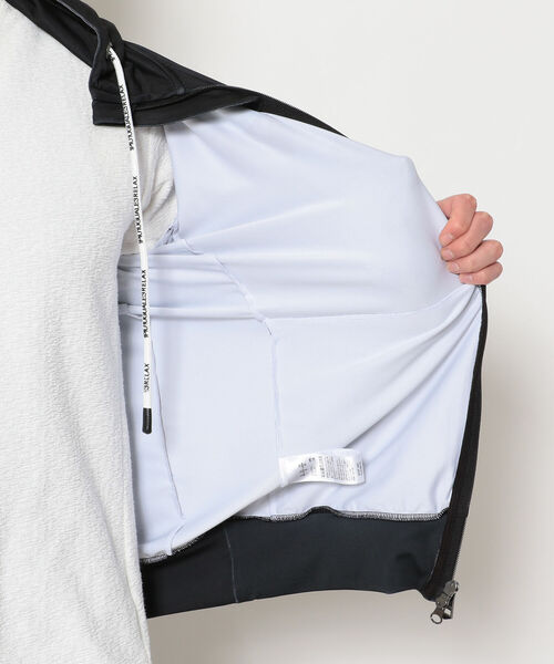1piu1uguale3 RELAX（ウノピュウノウグァーレトレリラックス）の「1PIU1UGUALE3 RELAX/ウノピゥウノウグァーレトレ リラックス/ランダムロゴラッシュガードパーカー/USO-21012（パーカー・メンズ・ホワイト/ブラック・SMALL/MEDIUM/X-LARGE/LARGE）」の11枚目の写真