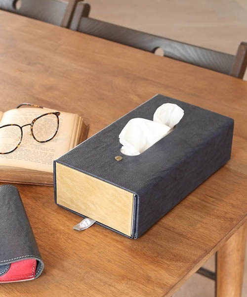 FOLDABLE TISSUE BOX /折りたたみ ティッシュ ボックス（収納グッズ