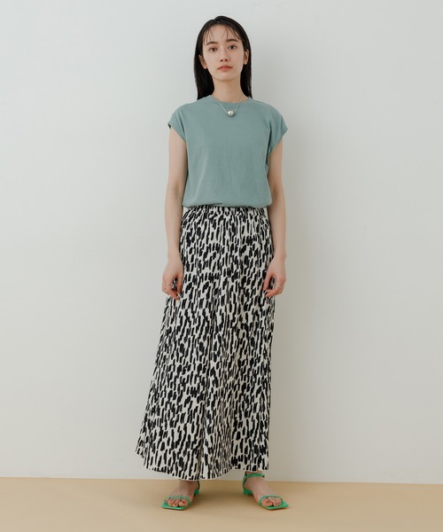 ADAM ET ROPE'（アダムエロペ）の「【WEB限定】プリントマーメイドフレアスカート（スカート・レディース・ブラック系その他/ホワイト系その他5・FREE）」の6枚目の写真