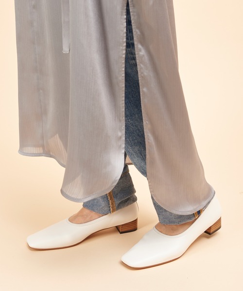 603(ロクマルサン)の「603 スクエアトゥアパンプス/シンセティックレザー(パンプス・レディース・ホワイト・SMALL/MEDIUM/LARGE)」の1枚目の写真