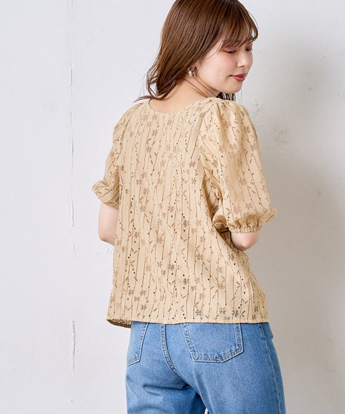 natural couture（ナチュラルクチュール）の「ストライプフラワーレースバルーンスリーブブラウス（シャツ/ブラウス・レディース・ブラック/ベージュ/ブラウン/オフホワイト・FREE）」の12枚目の写真