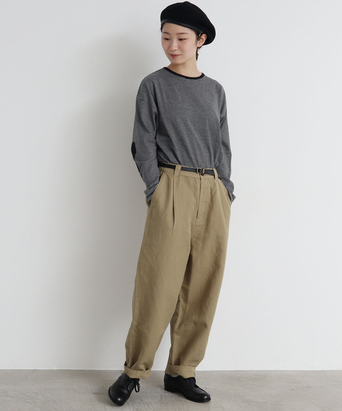 chambre de charme(シャンブルドゥシャーム)の「cdc コットン/リネンツイル タックテーパードパンツ(その他パンツ・レディース・キナリ/カーキ/ブラック/ホワイト・FREE)」の4枚目の写真